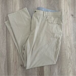 Tommy Bahama Men’s Bahama Coast 5 Pocket Lightweight Textured Chinos - 44x32